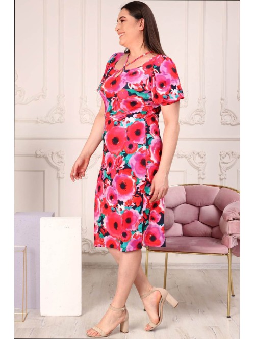 Stilinga ryšskių spalvų suknelė Stilinga ryšskių spalvų suknelė