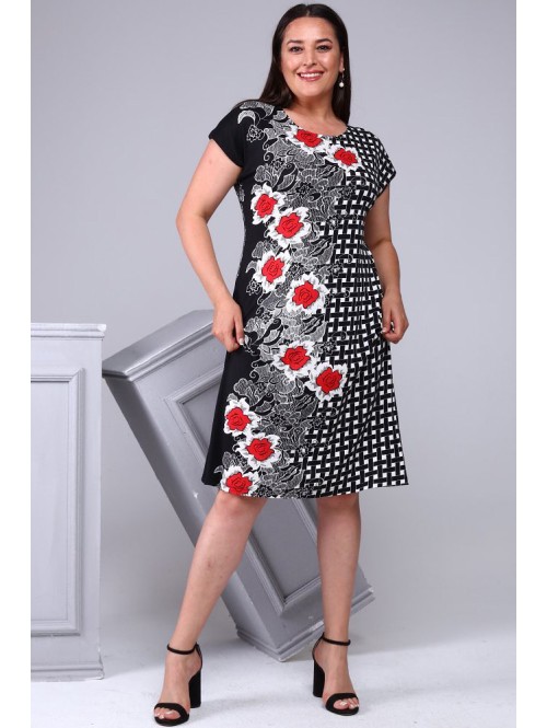 Trīs krāsu sieviešu brīvā laika kleita Trīs krāsu sieviešu brīvā laika kleita