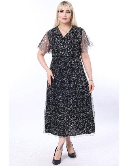 Pikk soomustega pidulik kleit