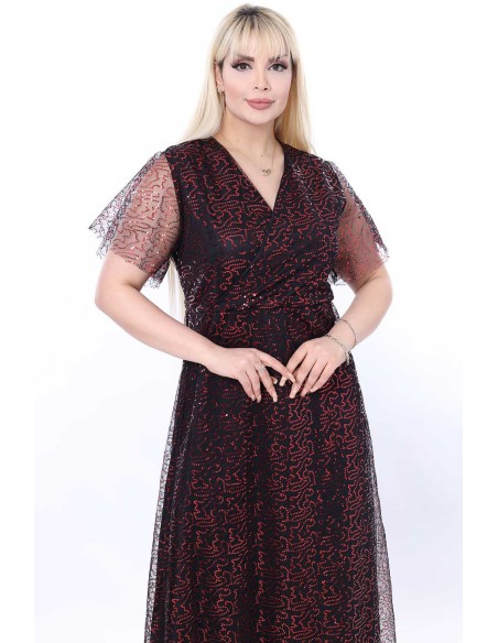 Gara svinīga kleita ar kakla izgriezumu