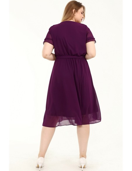 Ilus lilla lühikeste varrukatega kleit