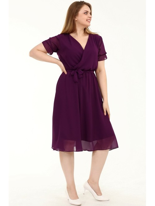 Daili violetinė suknelė trumpomis rankovėmis Daili violetinė suknelė trumpomis rankovėmis