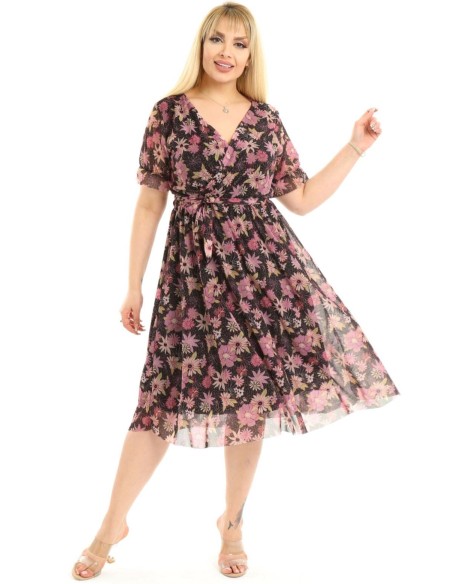 Разноцветное платье с вырезом-конвертом