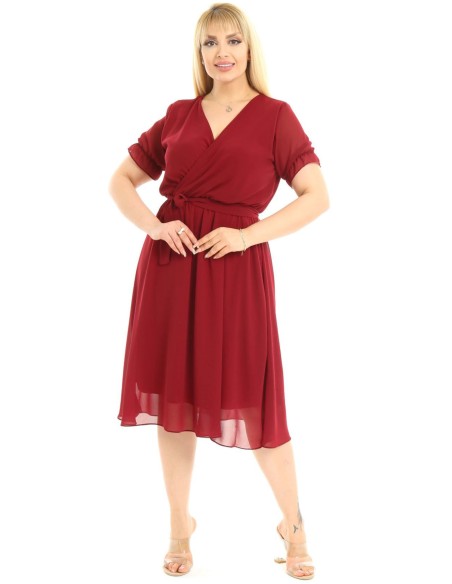 Bordo kleita ar īsām piedurknēm