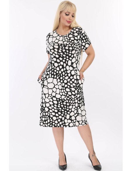 Vienkārša melnbalta kleita