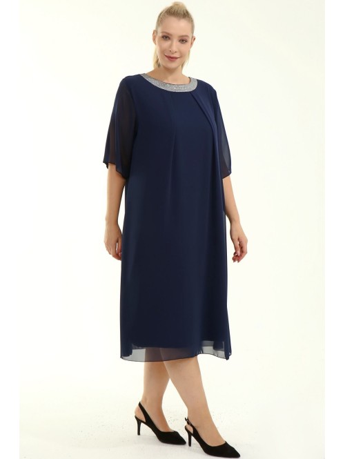 Imeilus avara disainiga kleit Imeilus avara disainiga kleit