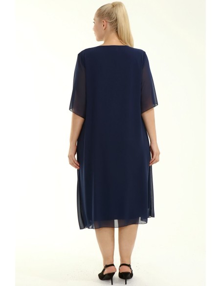 Imeilus avara disainiga kleit