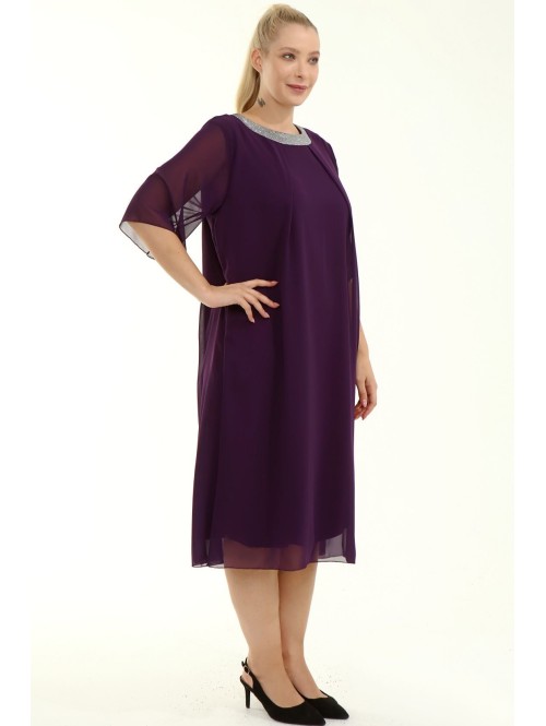 Eleganta plus izmēra kleita Eleganta plus izmēra kleita