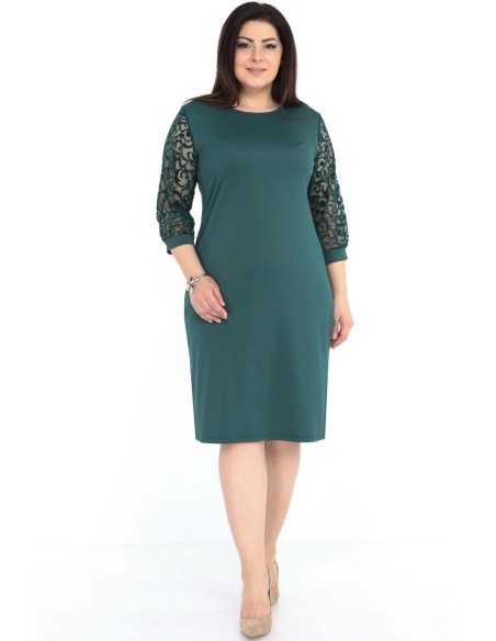 Zaļa klasiska stila kleita