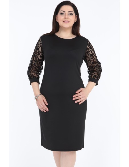 Melna kleita ar 3/4 piedurknēm