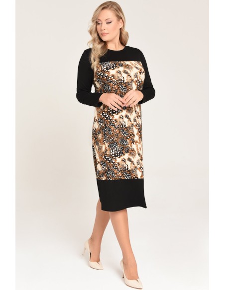 Klassikaline pikkade varrukatega kleit