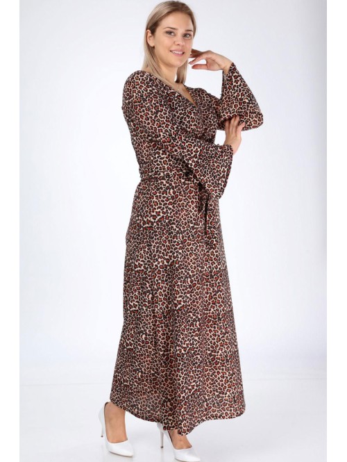 Длинное расклешенное платье с принтом... Длинное расклешенное платье с принтом...