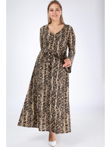 Pikk laienev ussinahast trükiga kleit