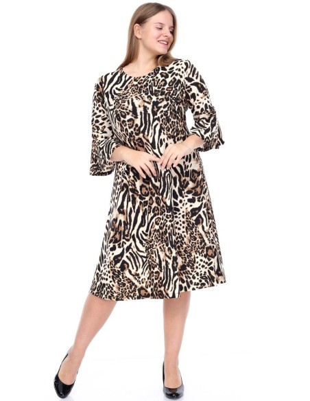 Kleita ar dzīvnieku kažokādu rakstiem