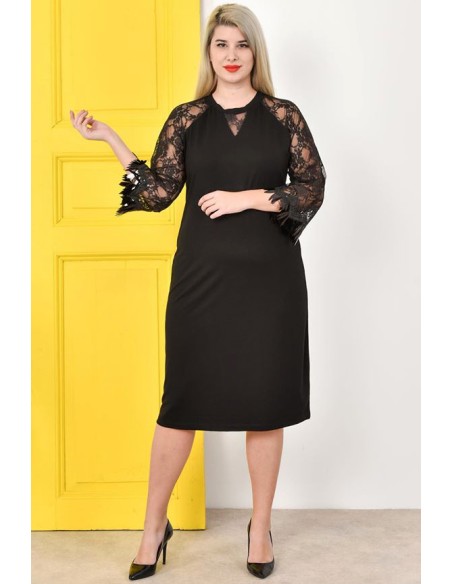 Juhuslik kleit uhkete varrukatega