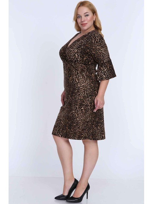 Švelni gyvūnų kailio rašto suknelė Švelni gyvūnų kailio rašto suknelė