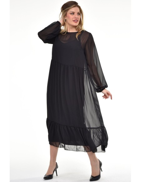 Eleganta melna kleita divās kārtās