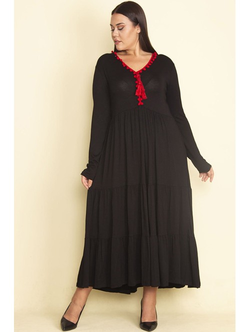 Ilga varpelio formos suknelė su raukiniais Ilga varpelio formos suknelė su raukiniais