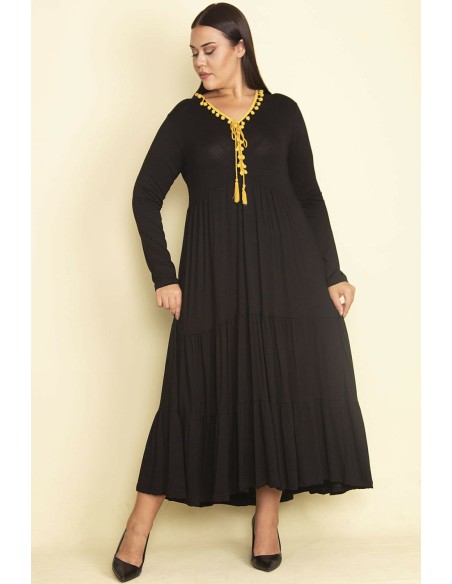 Длинное расклешенное платье с рюшами