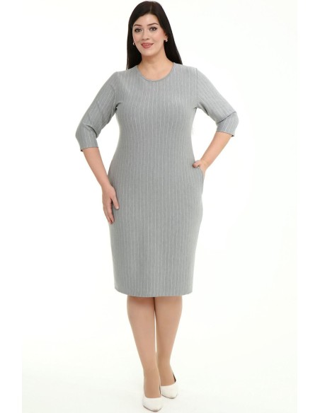 Светло-серое полосатое платье