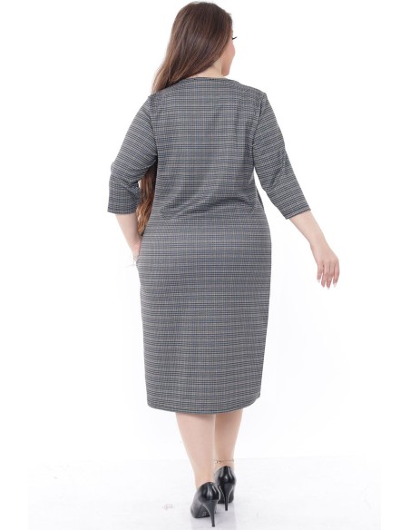 Klasikinė suknelė iš languoto žakardinio audinio