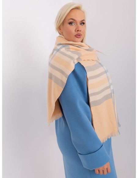 Szalik-AT-SZ-23125-1.26-brzoskwiniowy