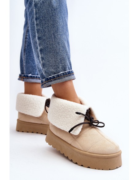 Snow boots on platform with fur light beige Olimuka