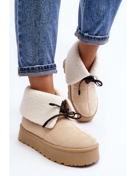 Snow boots on platform with fur light beige Olimuka