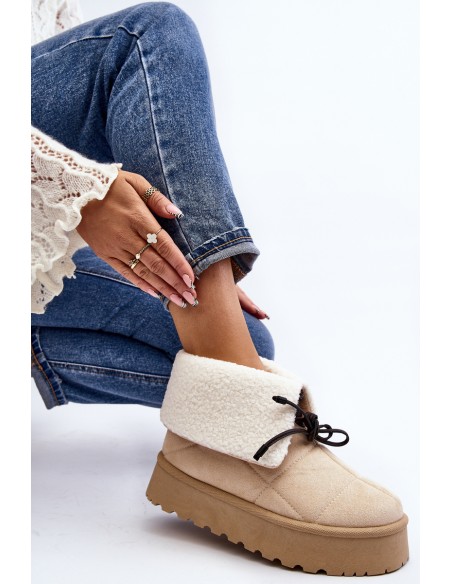 Snow boots on platform with fur light beige Olimuka