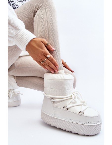 Women's White Snow Boots with Lacing Toolsa