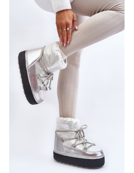Women's Snow Boots with Silver Lacing Toolsa