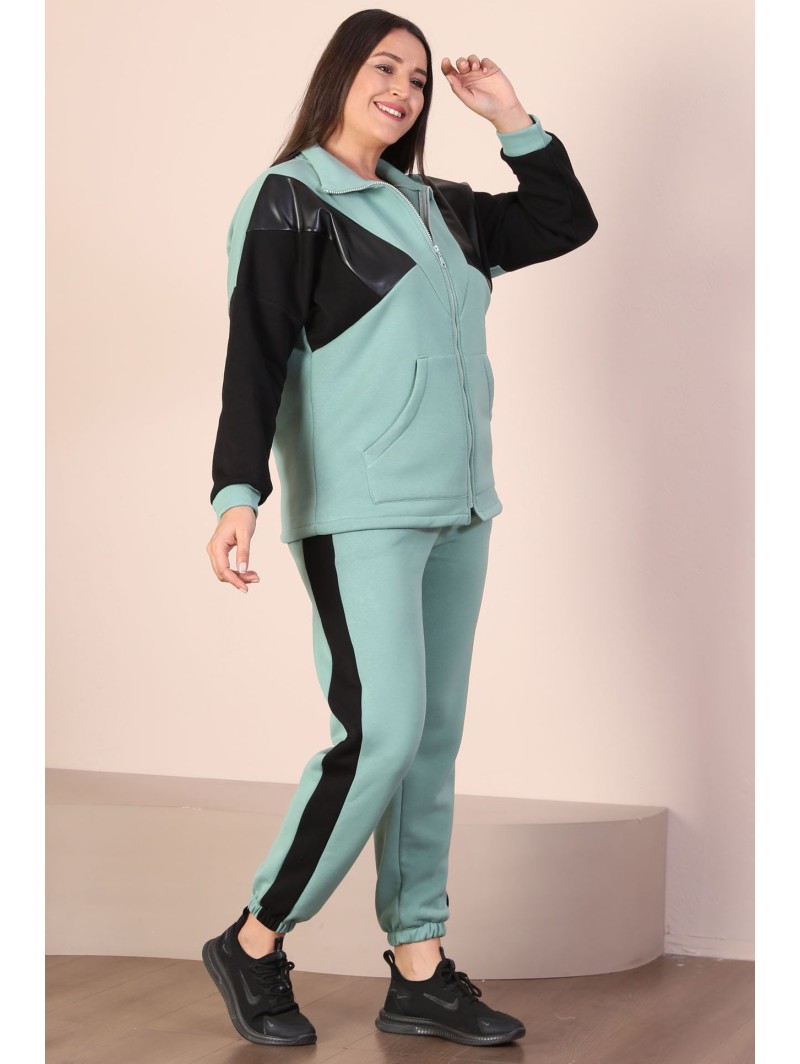 Женский спортивный костюм на молнии Женский спортивный костюм на молнии