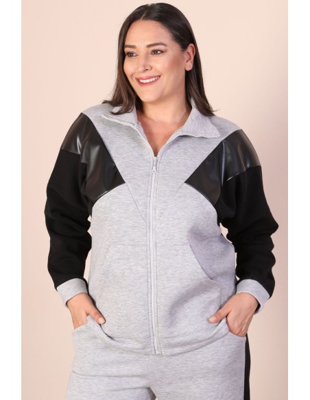 Moteriškas treningas su užtrauktuku