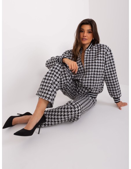 Komplektas pilka-juoda