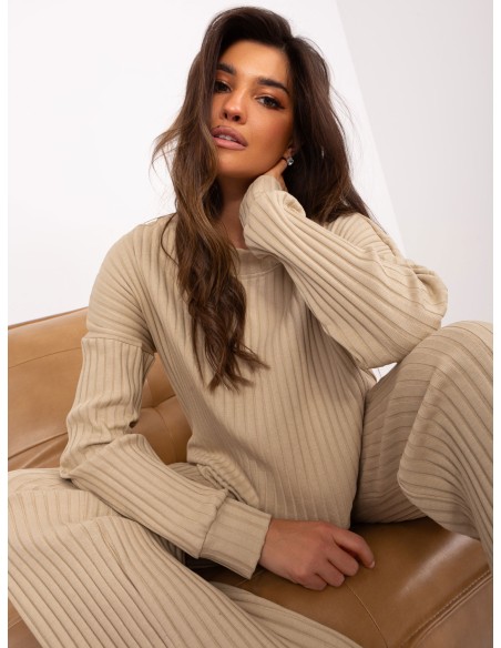 Komplektas smėlio spalvos