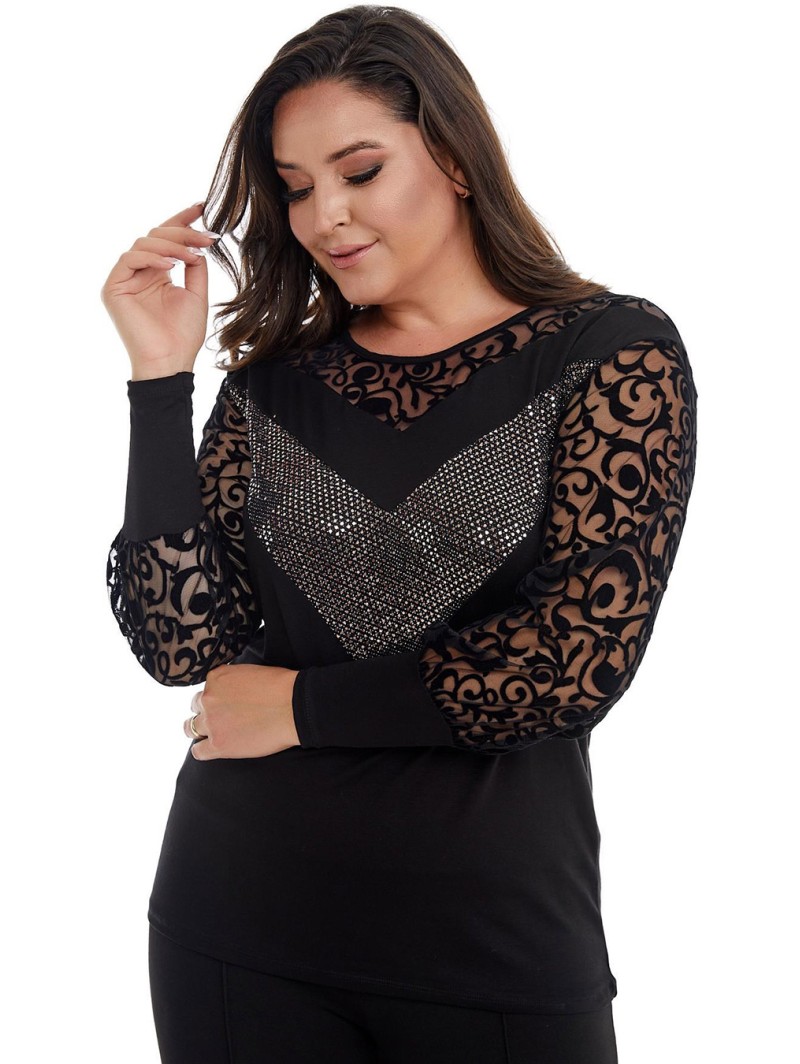 Elegantne uhkete varrukatega must pluus Elegantne uhkete varrukatega must pluus