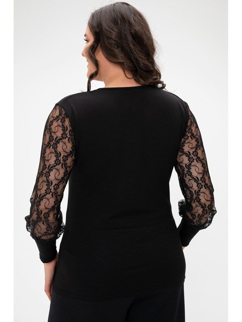 Eleganta melna blūze ar greznām... Eleganta melna blūze ar greznām...