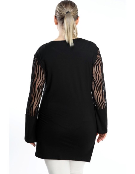 Черная туника с кружевом