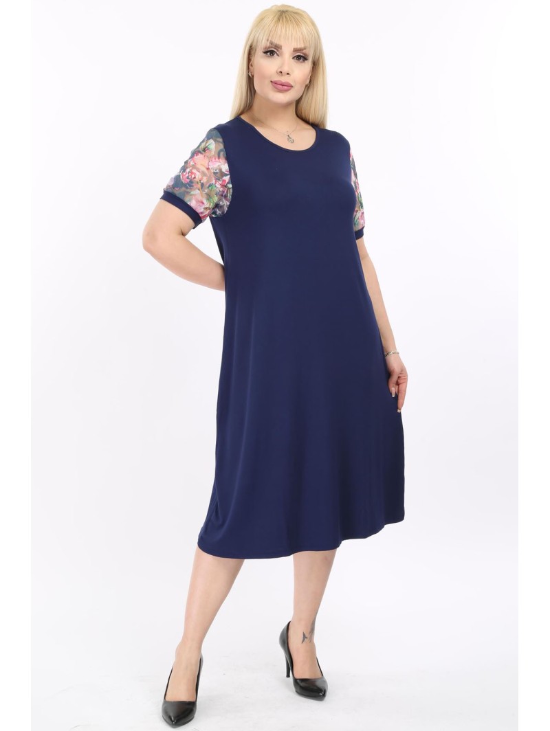 Suknelė trumpomis rankovėmis Suknelė trumpomis rankovėmis