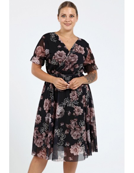 Gėlėta suknelė trumpomis rankovėmis