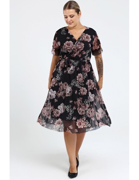 Puķaina kleita ar īsām piedurknēm