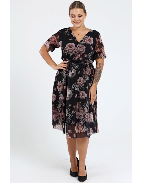 Puķaina kleita ar īsām piedurknēm