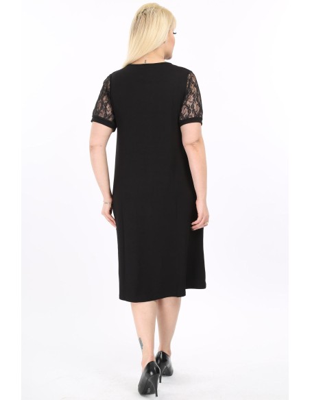 Suknelė trumpomis rankovėmis