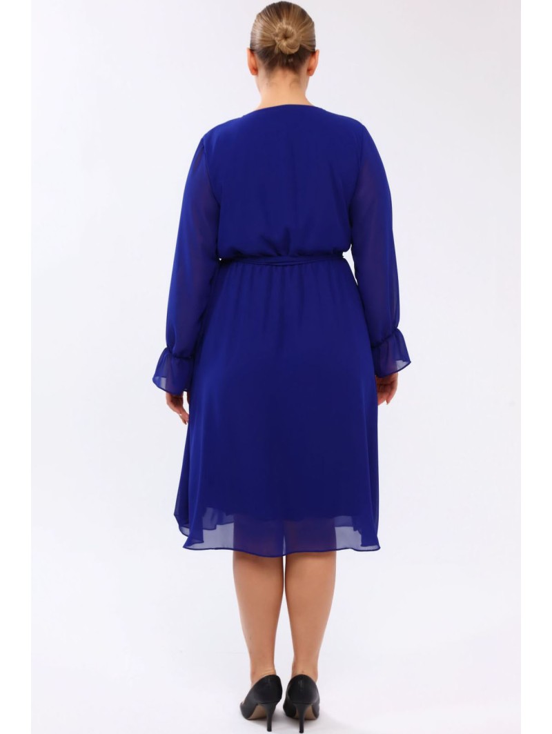 Suknelė su dirželiu Suknelė su dirželiu