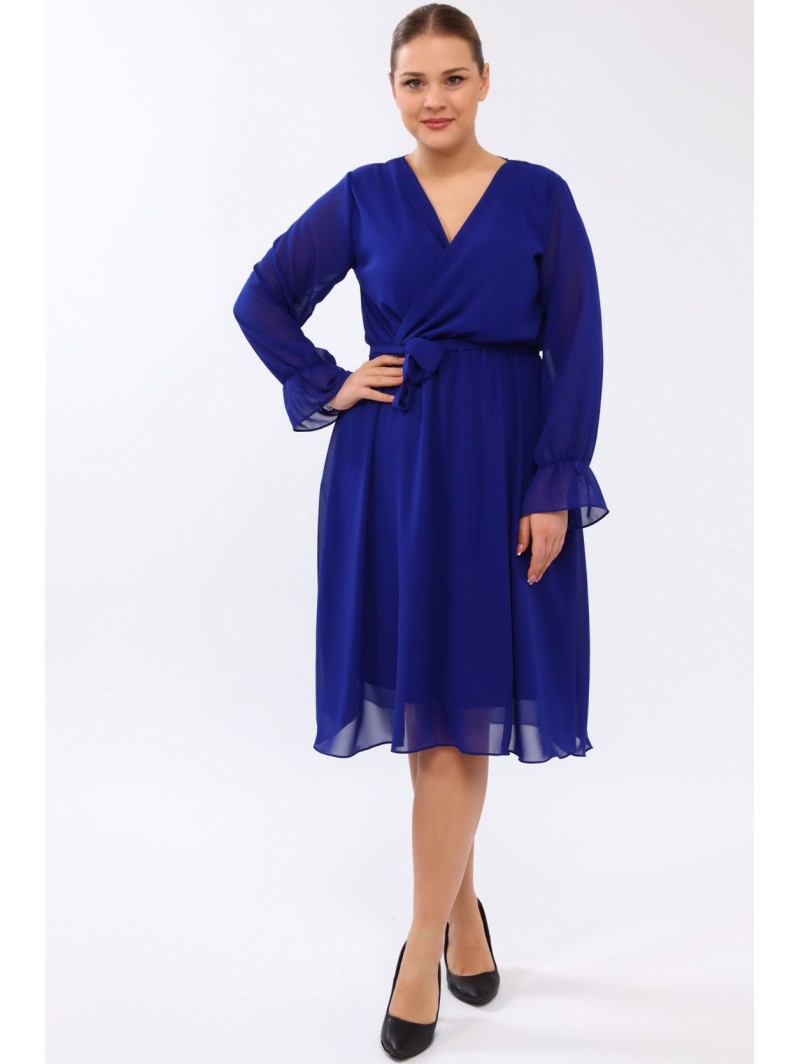 Plazdanti suknelė su dirželiu