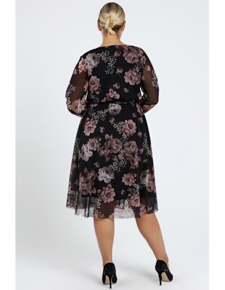 Suknelė su dirželiu