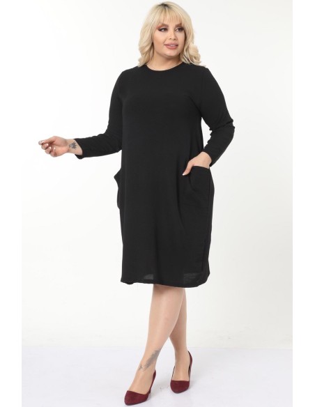 Melna kleita ar kabatām