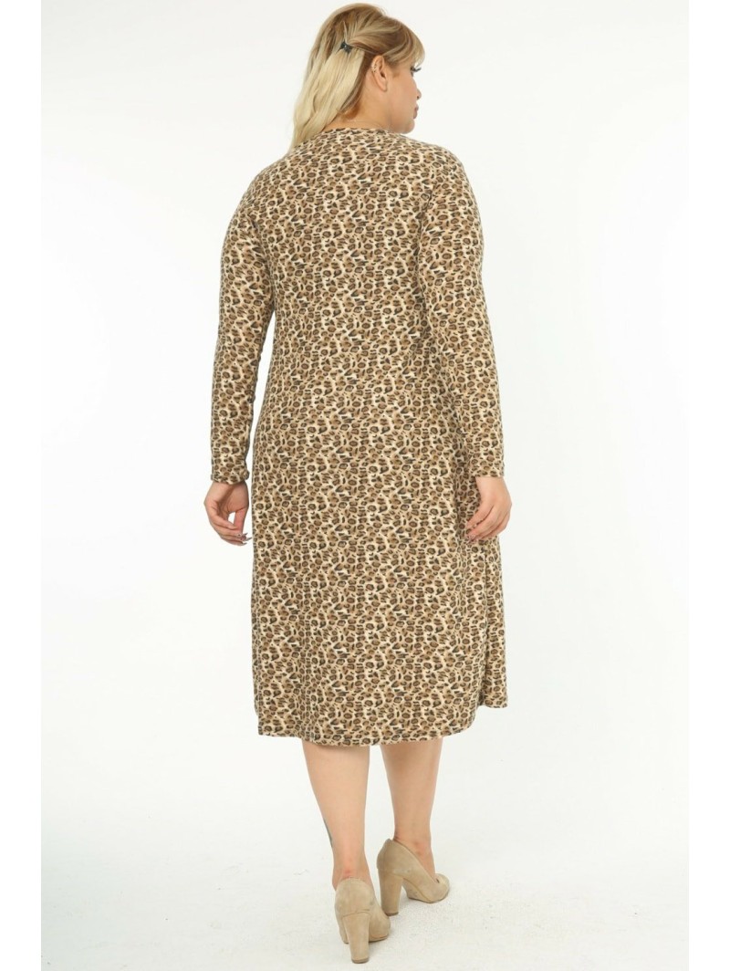 Raštuota suknelė Raštuota suknelė