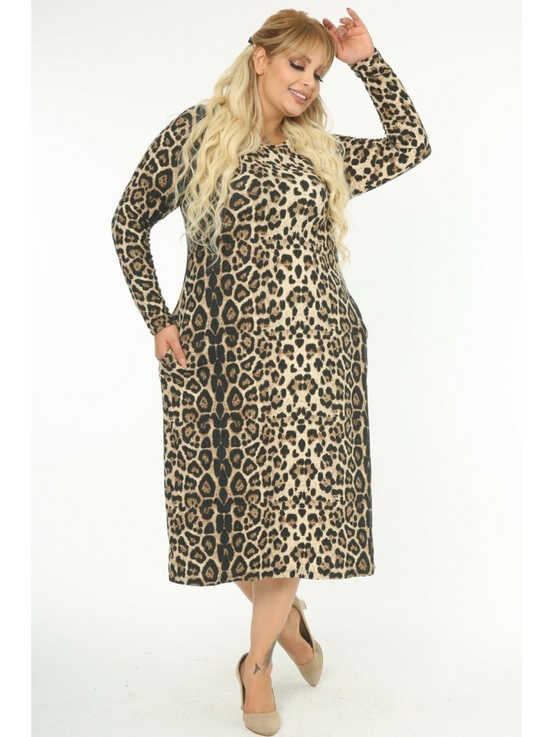 Suknelė su gyvūnų kailio raštu Suknelė su gyvūnų kailio raštu