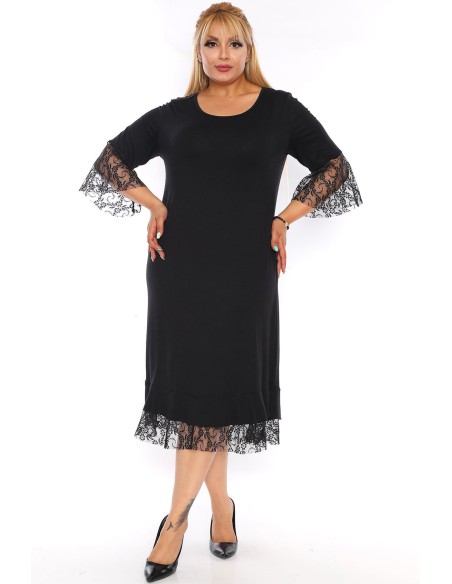 Melna klasiska kleita